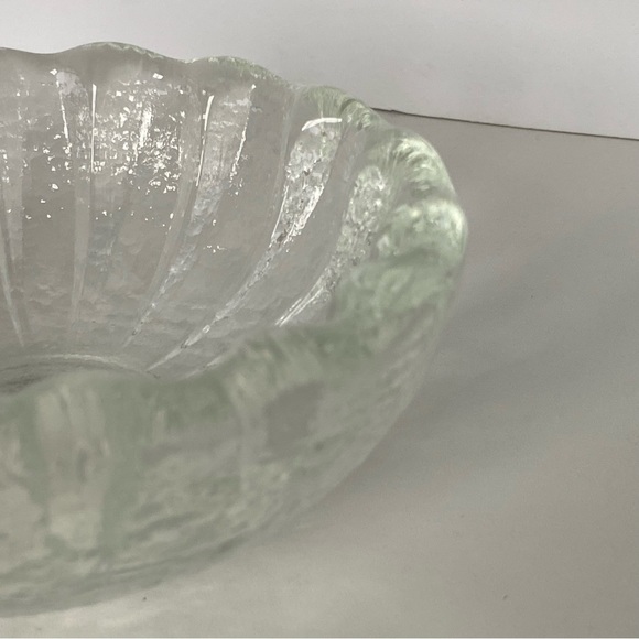 Recycled Glass Bowl Candy Dish 5” Clear Petal Style Flower Shape Heavy Trinket - Picture 14 of 15